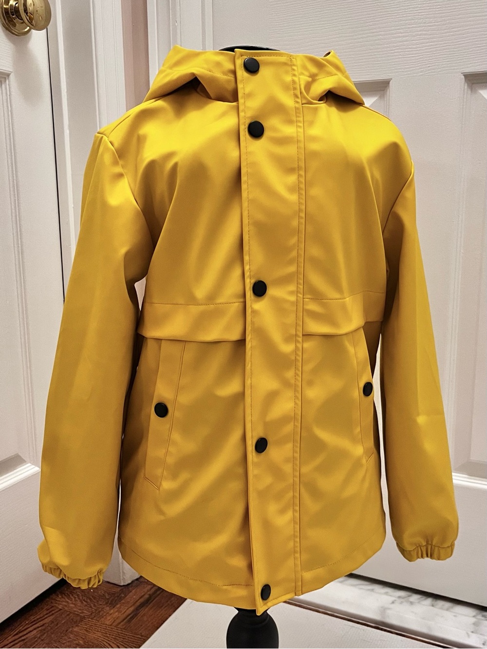 Kids Yellow Hooded Rain Jacket Camo Lined Size 7-8